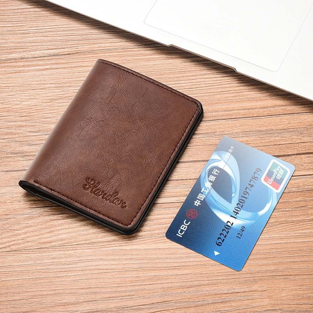 Portafoglio da uomo in pelle P - Interior Design Id recensione e prezzo